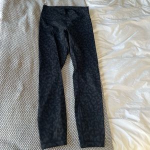 Lululemon Leopard 6 Wunder Under Tights 25 inseam